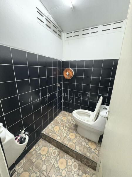 ขาย - 3 Room Building For Sale, ชลบุรี