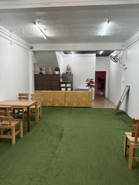 ขาย - 3 Room Building For Sale, ชลบุรี