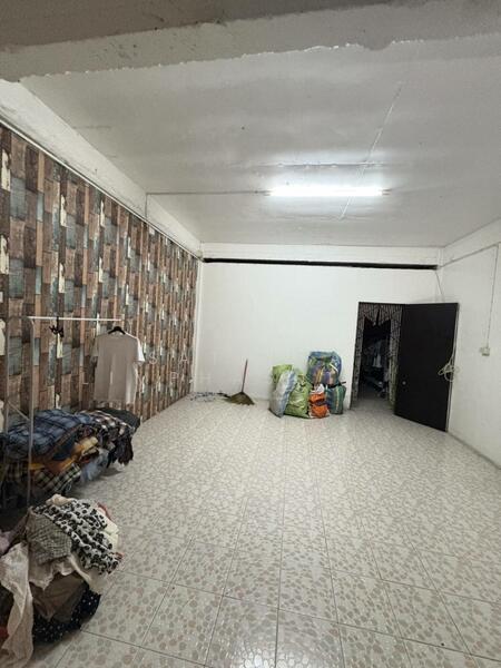 For Sale - 3 Room Building For Sale, Chon Buri