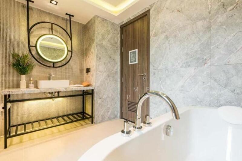 For Sale - 60 Rooms Hotel In Central Pattaya For Sale, Chon Buri