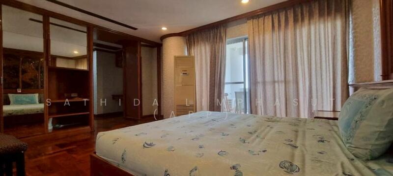 For Sale - Silver Beach Condominium, Chon Buri