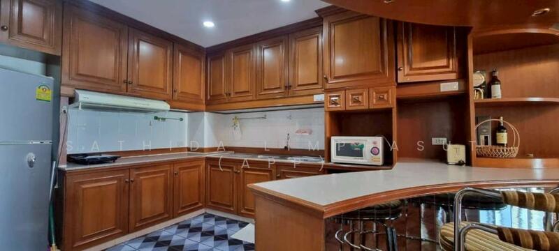 For Sale - Silver Beach Condominium, Chon Buri