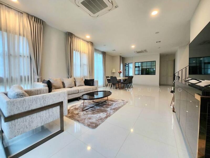 For Rent - Nantawan Rama 9 - New Krungthepkreetha, Bangkok