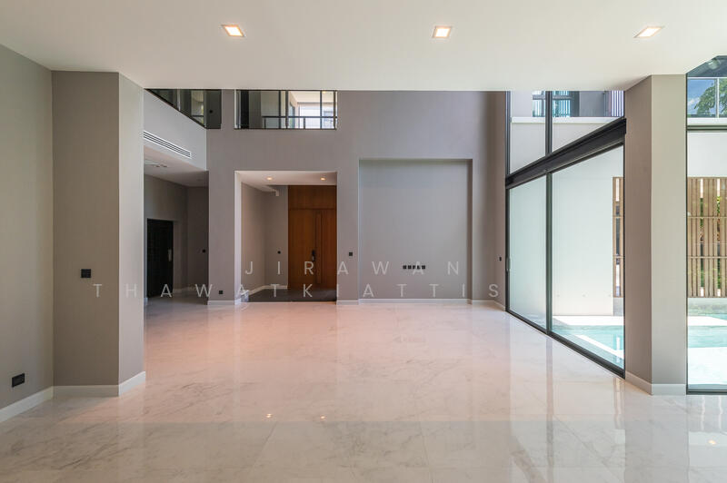 ขาย - The Gentry Vibhavadi : เดอะ เจนทริ วิภาวดี, กรุงเทพ