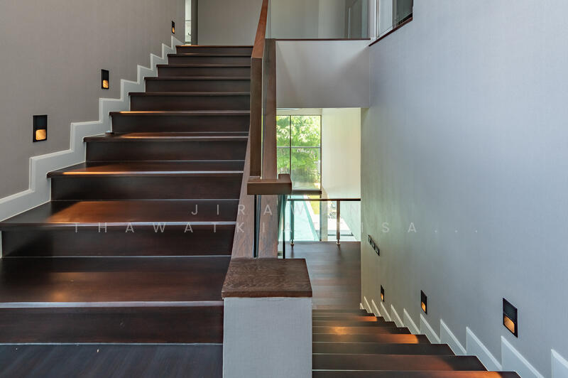 ขาย - The Gentry Vibhavadi : เดอะ เจนทริ วิภาวดี, กรุงเทพ