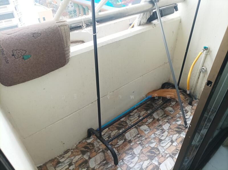 ระเบียง - Balcony