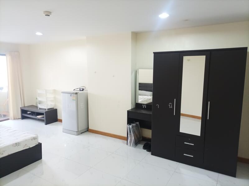 แบบสตูดิโอ - Studio Type