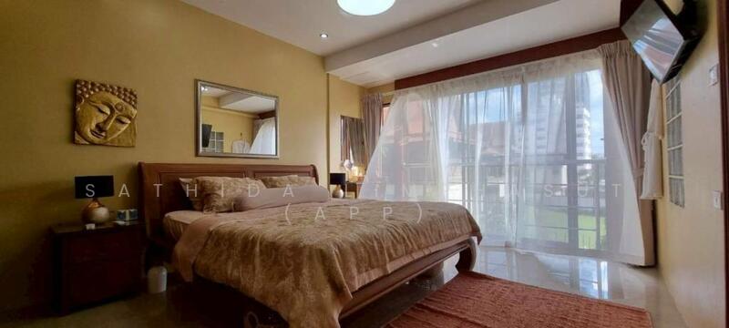 For Sale - 5 Storey Commercial Building In Pratumnak, Chon Buri