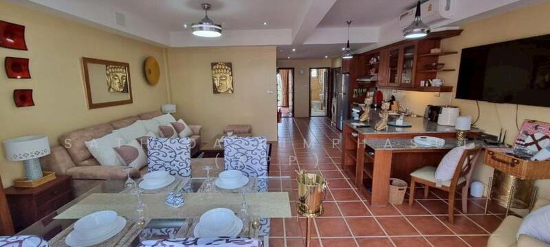 For Sale - 5 Storey Commercial Building In Pratumnak, Chon Buri