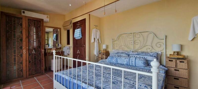 For Sale - 5 Storey Commercial Building In Pratumnak, Chon Buri