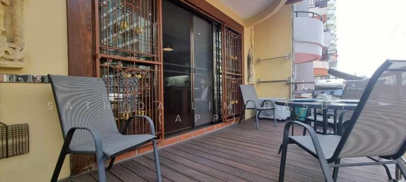 ขาย - 5 Storey Commercial Building In Pratumnak, ชลบุรี