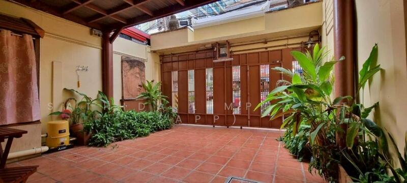 For Sale - 5 Storey Commercial Building In Pratumnak, Chon Buri