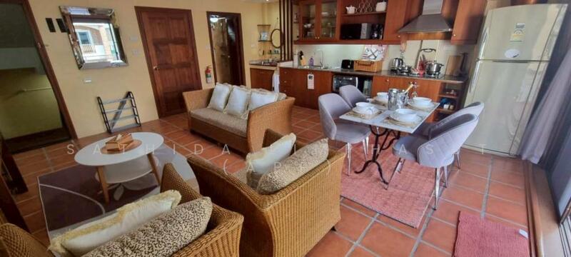 For Sale - 5 Storey Commercial Building In Pratumnak, Chon Buri