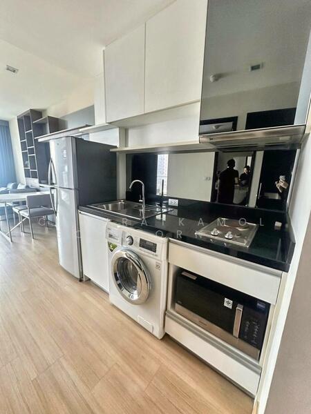 For Rent - Sky Walk Residences, Bangkok