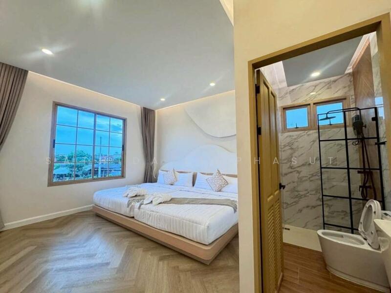 For Sale - Mediterranean Style Villa, Chon Buri (Pattaya)