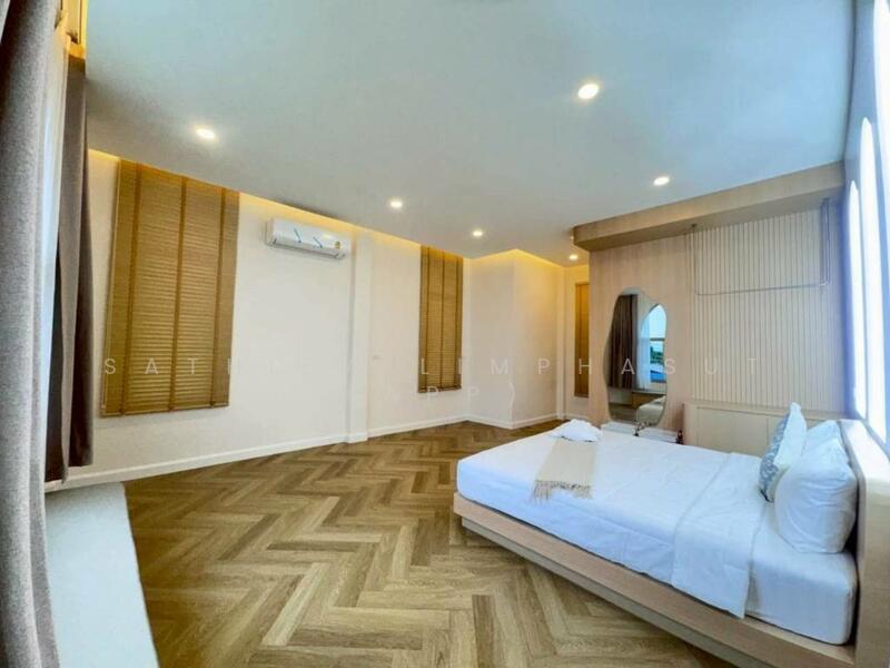 For Sale - Mediterranean Style Villa, Chon Buri (Pattaya)