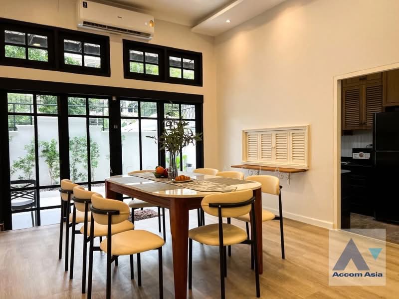 Home Office 5 Bedrooms Townhouse for Rent in Sukhumvit, Bangkok near BTS Phra khanong (AA44856), กรุงเทพ, คลองตันเหนือ, วัฒนา, กรุงเทพ, 260 ตร.ม., ทาวน์เฮ้าส์ ให้เช่า, โดย Accom Asia, 500014793 - DDproperty.com
