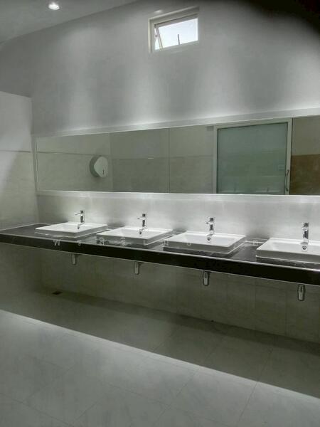 For Rent - โกดังให้เช่า/ขาย ที่ตั้งบนที่ดิน4 ไร่ ต.หลองปลาไหล อ.บางละมุง จ.ชลบุรี ขนาด2,860 ตรม., Chon Buri