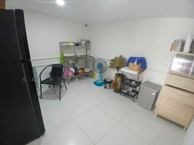 For Sale - Modern Beauty Salon And Nail Bar for Sale, Chon Buri