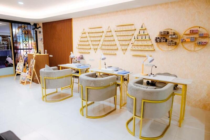 ขาย - Modern Beauty Salon And Nail Bar for Sale, ชลบุรี