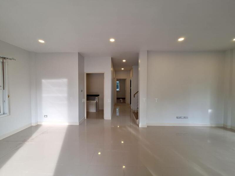 For Sale - The Centro Watcharapol, Bangkok