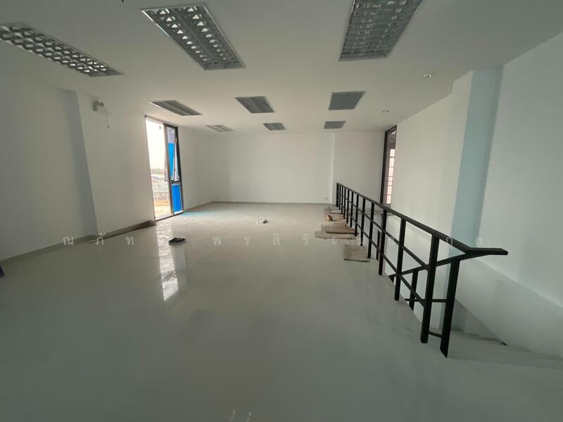 ให้เช่า - ให้เช่าโรงงานแหลมฉบัง พื้นที่สีม่วง ชลบุรี ขนาด 1064 ตรม. ศรีราชา จ.ชลบุรี, ชลบุรี