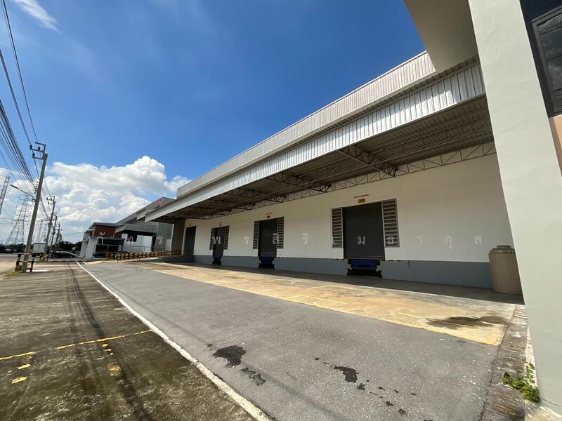 ให้เช่า - โรงงานโกดังสมุทปราการให้เช่า ถนนเลียบคลองส่งน้ำสุวรรณภูมิ ขนาด 9468 ตรม. ต.บางปลา จ.สมุทรปราการ, สมุทรปราการ