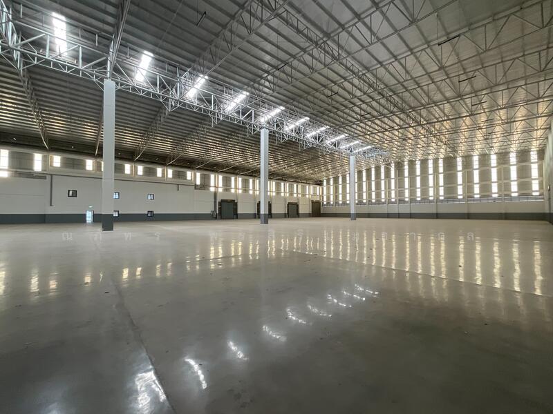 ให้เช่า - โรงงานโกดังสมุทปราการให้เช่า ถนนเลียบคลองส่งน้ำสุวรรณภูมิ ขนาด 9468 ตรม. ต.บางปลา จ.สมุทรปราการ, สมุทรปราการ