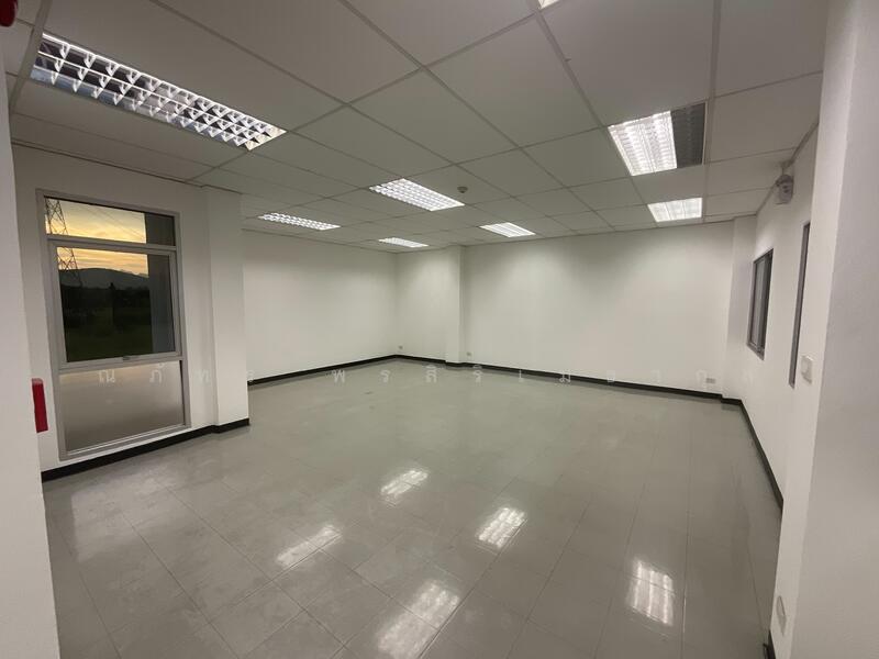 For Rent - ให้เช่าโกดังฟรีโซน แหลมฉบัง ขนาด 2175 ตรม. บางละมุง ชลบุรี (รหัสทรัพย์ TW1-201025), Chon Buri