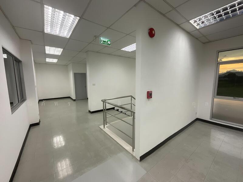 For Rent - ให้เช่าโกดังฟรีโซน แหลมฉบัง ขนาด 2175 ตรม. บางละมุง ชลบุรี (รหัสทรัพย์ TW1-201025), Chon Buri