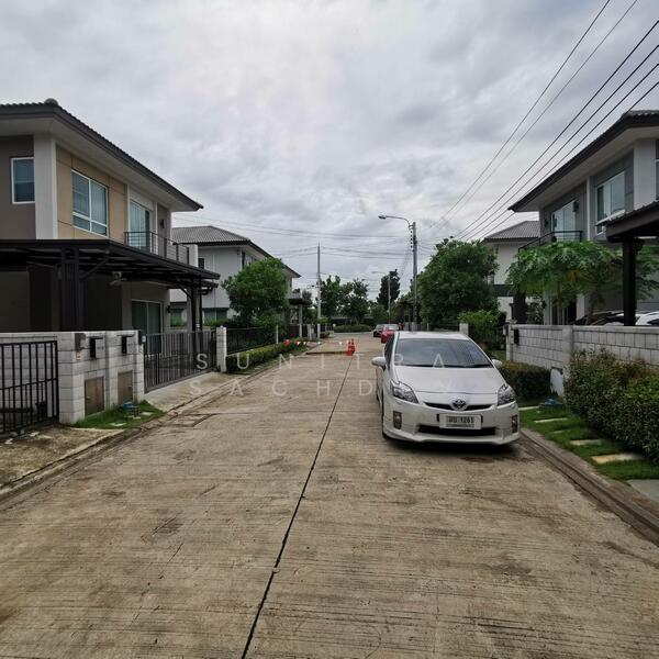 ให้เช่า - เซนโทร ปิ่นเกล้า-วงแหวน : Centro Pinklao-Wongwaen, นนทบุรี