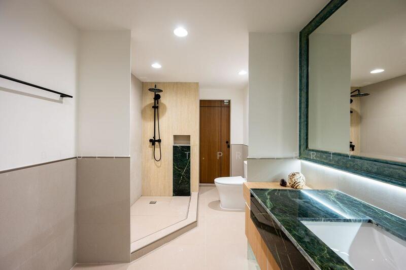 For Sale - Ruamjit Mansion (Apartment Building), Bangkok