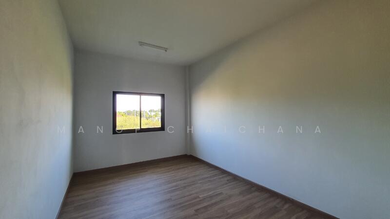 For Sale - อาคารพานิชย์ บึงเสนาท เมืองนครสวรรค์, Nakhon Sawan