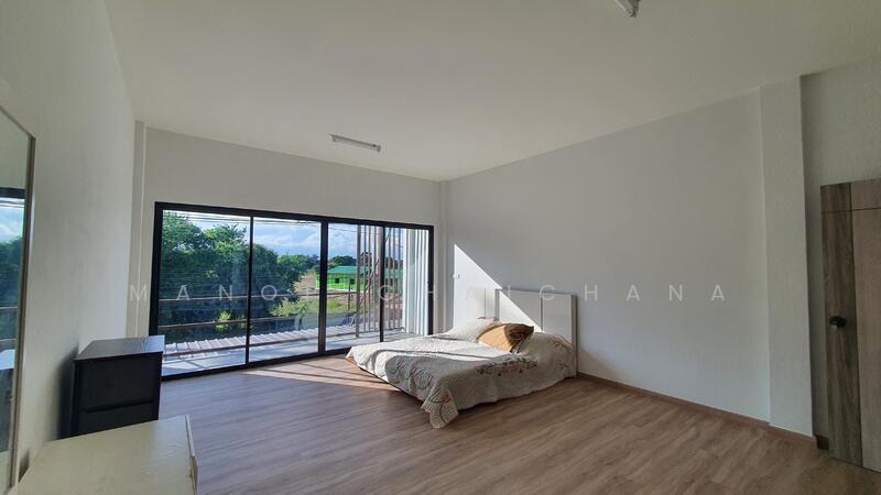 For Sale - อาคารพานิชย์ บึงเสนาท เมืองนครสวรรค์, Nakhon Sawan