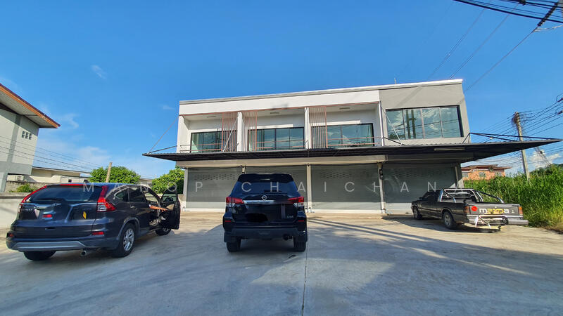For Sale - อาคารพานิชย์ บึงเสนาท เมืองนครสวรรค์, Nakhon Sawan