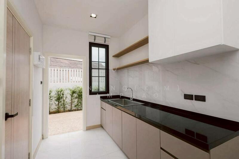 For Sale - พูลวิลล่าหรู ดีไซน์โมเดิร์น สันทราย, Chiang Mai