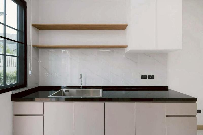 For Sale - พูลวิลล่าหรู ดีไซน์โมเดิร์น สันทราย, Chiang Mai