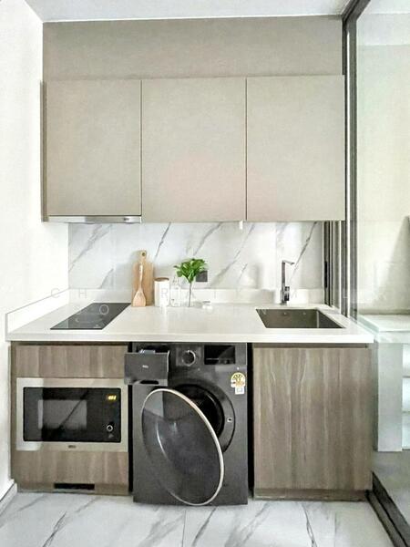 ให้เช่า - Rhythm Ekkamai Estate, กรุงเทพ