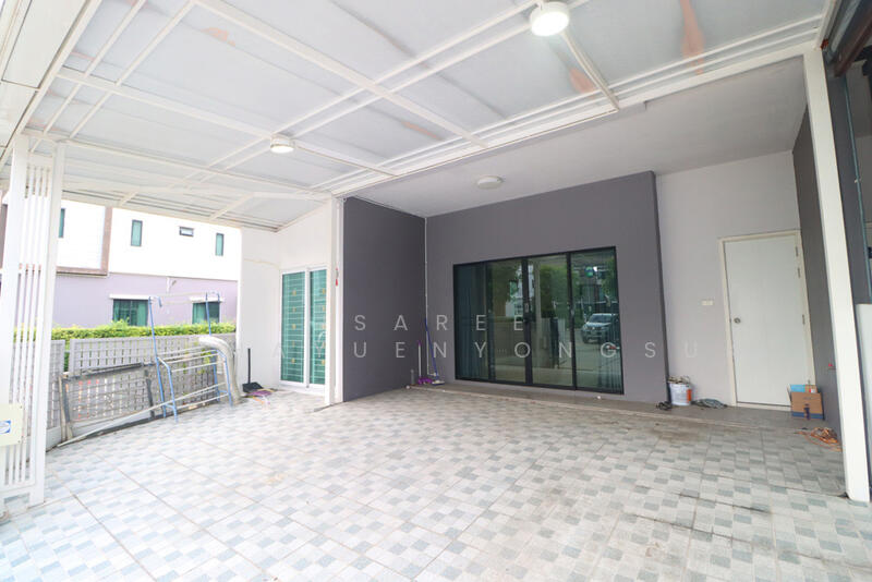 ทาวน์โฮม ลาดพร้าว, ทาวน์โฮม วังทองหลาง