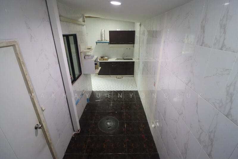 ทาวน์โฮม ลาดพร้าว, ทาวน์โฮม วังทองหลาง