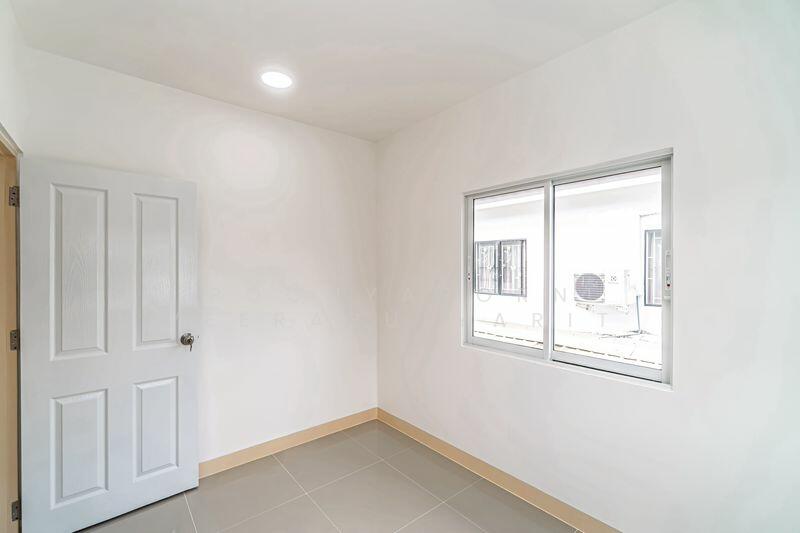 For Sale - Baan Pruksa 54 Klong Tanon-Bangbuathong, Nonthaburi