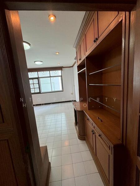 For Rent - RM328 ให้เช่า ทาวน์เฮ้าส์ 3 ชั้น ประชาราษฎร์บำเพ็ญ ห้วยขวาง ไม่รับจดทะเบียนบริษัท, Bangkok