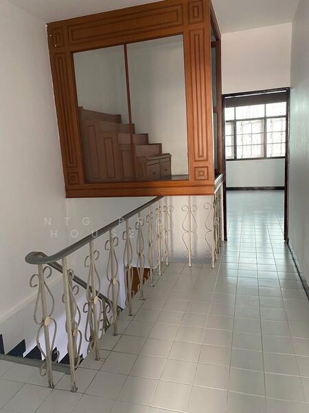For Rent - RM328 ให้เช่า ทาวน์เฮ้าส์ 3 ชั้น ประชาราษฎร์บำเพ็ญ ห้วยขวาง ไม่รับจดทะเบียนบริษัท, Bangkok