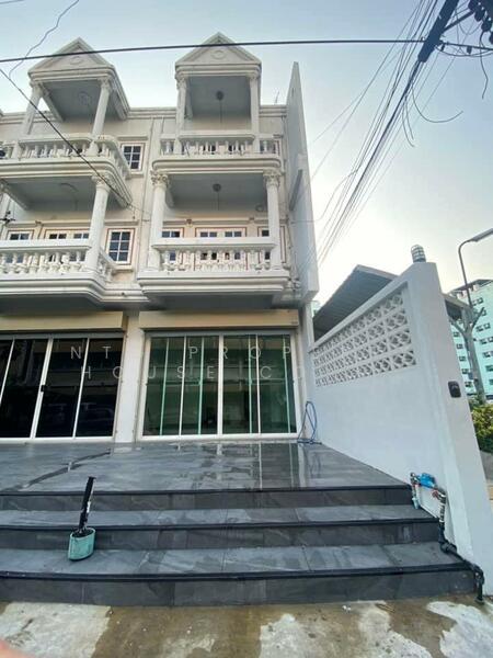 For Rent - RM328 ให้เช่า ทาวน์เฮ้าส์ 3 ชั้น ประชาราษฎร์บำเพ็ญ ห้วยขวาง ไม่รับจดทะเบียนบริษัท, Bangkok