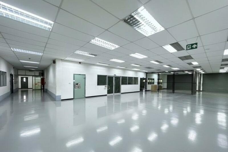 For Sale - ขายโรงงานพร้อมอาคาร 3ชั้น ในกรุงเทพมหานคร พื้นที่สีม่วงแขวงทับยาว ลาดกระบัง, Bangkok