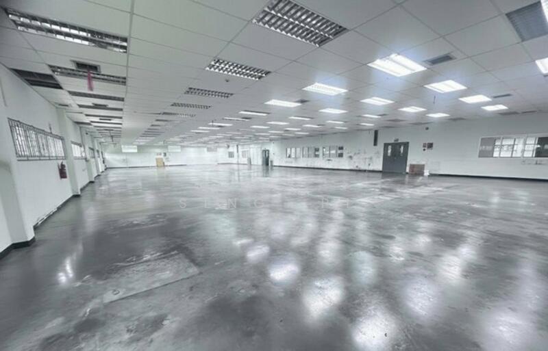 For Sale - ขายโรงงานพร้อมอาคาร 3ชั้น ในกรุงเทพมหานคร พื้นที่สีม่วงแขวงทับยาว ลาดกระบัง, Bangkok