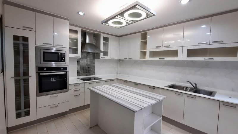 Waratorn Ville : หมู่บ้านวราธรวิลล์, กรุงเทพ, ซอย ฤกษ์ตรีลักษณ์, สวนหลวง, กรุงเทพ, 300 ตร.ม., Townhouse ให้เช่า, โดย ณปภัช ธวงค์ไพ, 500015759 - DDproperty.com
