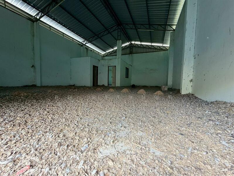 ขาย - โกดัง 100 ตร.ว. โกดัง ถนนบางบัวทอง-สุพรรณบุรี ใกล้ศูนย์กระจายสินค้า All complex AC, ปทุมธานี