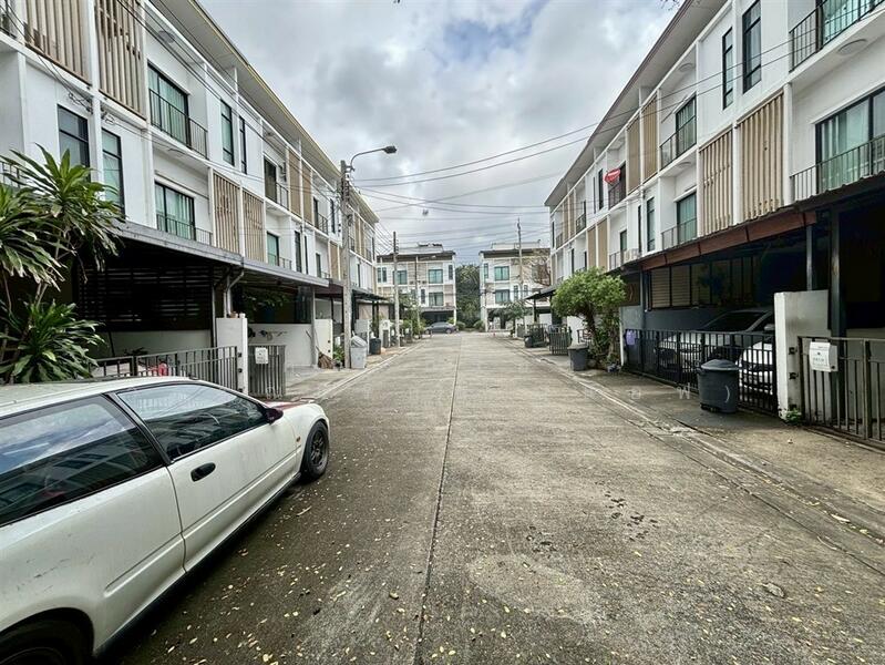 For Sale - Patio Srinakarin-Rama 9, Bangkok