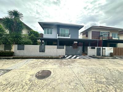 ขาย - Villa Arcadia Srinakarin : วิลล่า อะคาเดีย ศรีนครินทร์, สมุทรปราการ